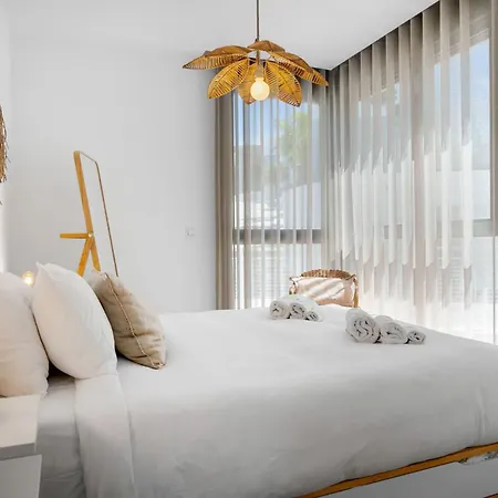 Vivi Homes - Queen - Sea Views - Golf - Mountain Views Feriehus