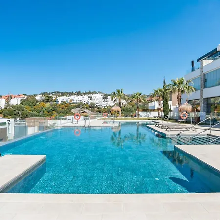 Vivi Homes - Queen - Sea Views - Golf - Mountain Views Marbella