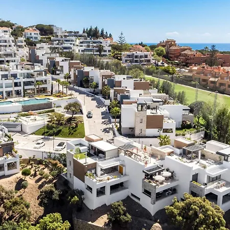 Feriehus Vivi Homes - Queen - Sea Views - Golf - Mountain Views *